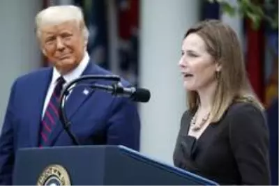 Trump, Yüksek Mahkeme yargıcı adaylığına Amy Coney Barrett'i gösterdi Trump, Yüksek Mahkeme yargıcı adaylığına Amy Coney Barrett'i gösterdi