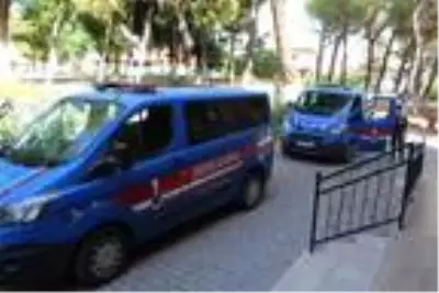 Zehir tacirleri, günlerce takip edildikten sonra yakayı 'fotokapan'la ele verdi Zehir tacirleri, günlerce takip edildikten sonra yakayı 'fotokapan'la ele verdi