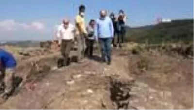 Yalova'da 900 yıllık ekmek mührü bulundu Yalova'da 900 yıllık ekmek mührü bulundu