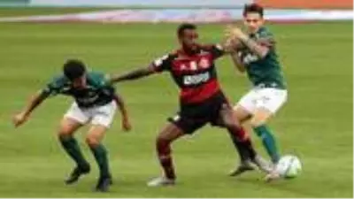 19'u futbolcu 41 kişinin korona olduğu Flamengo, hükmen yenilgiden son anda kurtuldu 19'u futbolcu 41 kişinin korona olduğu Flamengo, hükmen yenilgiden son anda kurtuldu