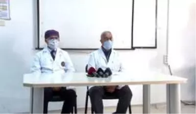 Cerrahpaşa Tıp Fakültesi'nde ilk koronavirüs aşısı gönüllülere uygulandı Cerrahpaşa Tıp Fakültesi'nde ilk koronavirüs aşısı gönüllülere uygulandı