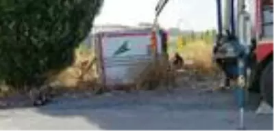 (Bağcılar'da freni boşalan kamyonetin altında kalan şoför hayatını kaybetti (Bağcılar'da freni boşalan kamyonetin altında kalan şoför hayatını kaybetti