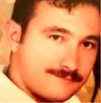 (Bağcılar'da freni boşalan kamyonetin altında kalan şoför hayatını kaybetti (Bağcılar'da freni boşalan kamyonetin altında kalan şoför hayatını kaybetti