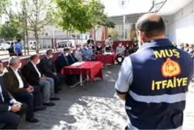 Başkan Asya, itfaiyecileri özel günlerinde yalnız bırakmadı Başkan Asya, itfaiyecileri özel günlerinde yalnız bırakmadı