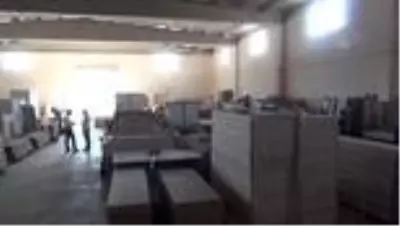 Bitlis'te üretilen kapılar komşu ülkelere ihraç ediliyor Bitlis'te üretilen kapılar komşu ülkelere ihraç ediliyor