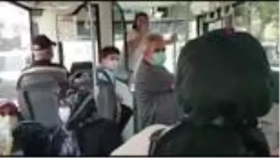 Otobüste mesafe tartışmasına bir yenisi daha eklendi Otobüste mesafe tartışmasına bir yenisi daha eklendi