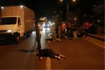 Bursa'daki motosiklet kazasında yaşlı çifti ölüm ayırdı Bursa'daki motosiklet kazasında yaşlı çifti ölüm ayırdı
