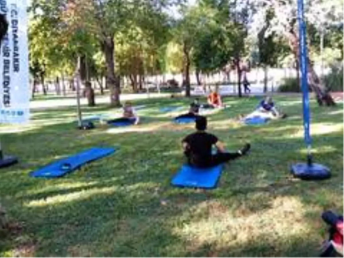 Büyükşehir Belediyesi'nin sabah sporlarına yoğun ilgi