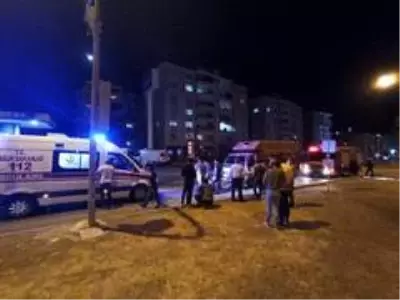 Çorum'da kamyonet traktörle çarpıştı: 1 yaralı Çorum'da kamyonet traktörle çarpıştı: 1 yaralı
