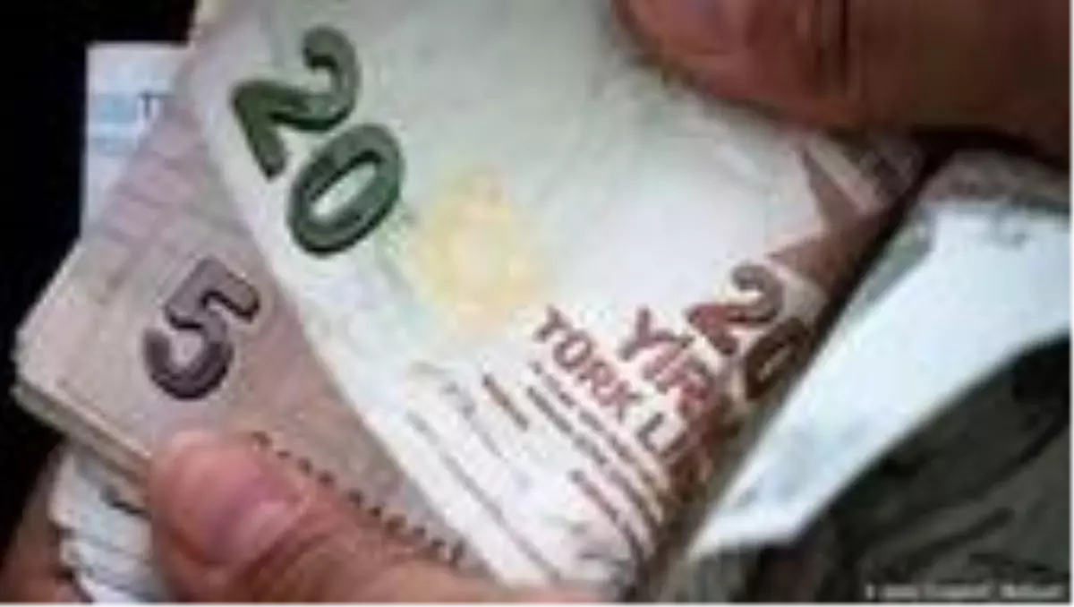 Dolar/TL kuru haftaya rekorla başladı