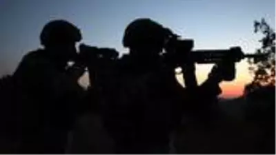El Kaide'nin kritik ismi, eşi ve 3 çocuğu ile birlikte Hatay'da yakalandı El Kaide'nin kritik ismi, eşi ve 3 çocuğu ile birlikte Hatay'da yakalandı