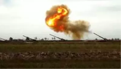 Ermeni topçu birlikleri Azerbaycan ordusu tarafından vuruldu Ermeni topçu birlikleri Azerbaycan ordusu tarafından vuruldu