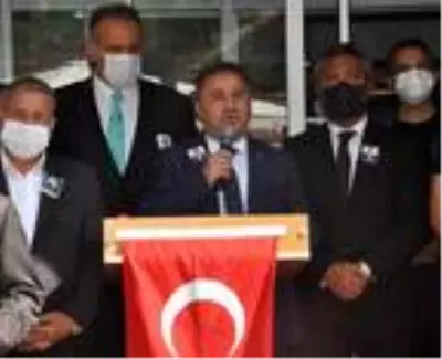 Son dakika haberi... Hayatını kaybeden İSTAÇ Genel Müdürü Canlı toprağa verildi Son dakika haberi... Hayatını kaybeden İSTAÇ Genel Müdürü Canlı toprağa verildi