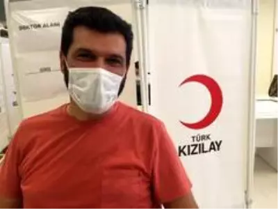 İkinci kez plazma verdi, maske takmayanları uyardı İkinci kez plazma verdi, maske takmayanları uyardı