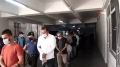 'İsimizler Hareketi' adliyeye sevk edildi 'İsimizler Hareketi' adliyeye sevk edildi