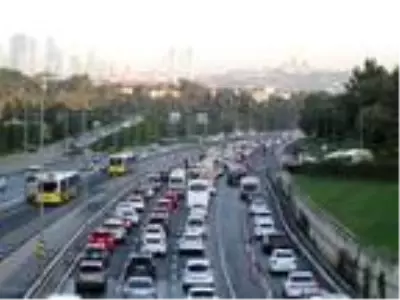 İstanbul'da kademeli mesai uygulaması bugün başladı İstanbul'da kademeli mesai uygulaması bugün başladı