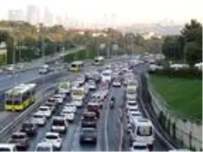 İstanbul'da kademeli mesai uygulaması bugün başladı İstanbul'da kademeli mesai uygulaması bugün başladı