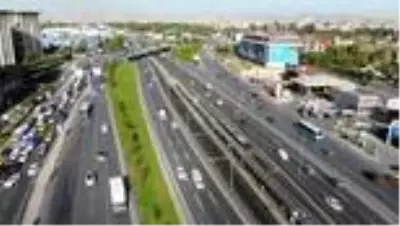 İstanbul'da kademeli mesainin ilk gününde trafikte son durum İstanbul'da kademeli mesainin ilk gününde trafikte son durum