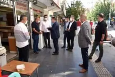 Karantinadan çıkan Başkan Beyoğlu Bağlar'da vatandaşlarla buluştu Karantinadan çıkan Başkan Beyoğlu Bağlar'da vatandaşlarla buluştu