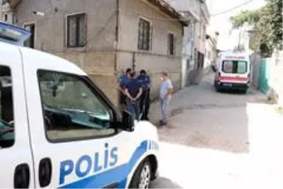 Günlerdir haber alınamayan yaşlı adam evinde ölü bulundu Günlerdir haber alınamayan yaşlı adam evinde ölü bulundu