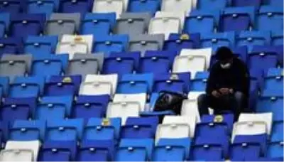 Koronavirüs: İtalya'da futbol maçlarına daha fazla seyirci alınması talebi reddedildi,... Koronavirüs: İtalya'da futbol maçlarına daha fazla seyirci alınması talebi reddedildi,...