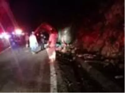 Son dakika haberleri... Meksika'da otobüs kazası: 13 ölü, 25 yaralı Son dakika haberleri... Meksika'da otobüs kazası: 13 ölü, 25 yaralı