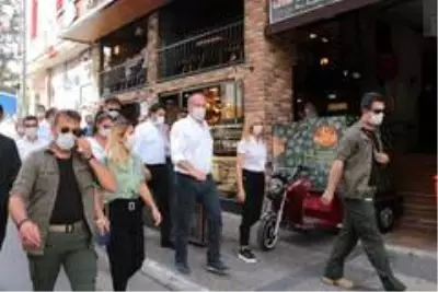 Muharrem İnce üniversite okuduğu Balıkesir'i ziyaret etti Muharrem İnce üniversite okuduğu Balıkesir'i ziyaret etti