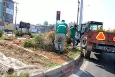 Nazilli Belediyesi 10 ayrı noktada temizlik çalışması gerçekleştirdi Nazilli Belediyesi 10 ayrı noktada temizlik çalışması gerçekleştirdi