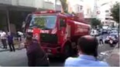 Son dakika! Şişli'de yaşanan patlama kamerada Son dakika! Şişli'de yaşanan patlama kamerada