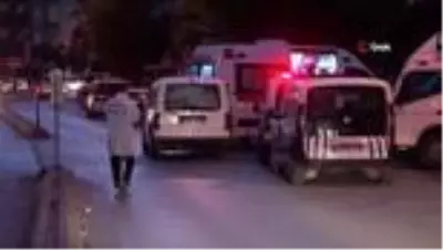 Şişli'de bir kişi börekçiden aldığı bıçakla cadde üzerinde tartıştığı kişiyi öldürdü Şişli'de bir kişi börekçiden aldığı bıçakla cadde üzerinde tartıştığı kişiyi öldürdü