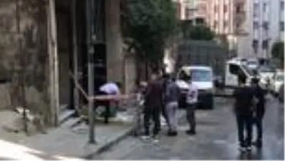 Şişli'de iş yerinde patlama Şişli'de iş yerinde patlama