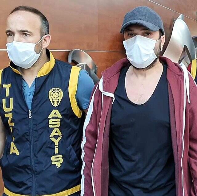 Son Dakika: Yaşlı adamı darbettiği gerekçesiyle tutuklanan şarkıcı Halil Sezai'nin tahliye talebi reddedildi Son Dakika: Yaşlı adamı darbettiği gerekçesiyle tutuklanan şarkıcı Halil Sezai'nin tahliye talebi reddedildi