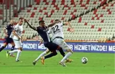 Süper Lig: Antalyaspor: 0 Denizlispor: 0 (İlk yarı) Süper Lig: Antalyaspor: 0 Denizlispor: 0 (İlk yarı)