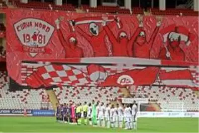 Süper Lig: Antalyaspor: 0 Denizlispor: 0 (Maç devam ediyor) Süper Lig: Antalyaspor: 0 Denizlispor: 0 (Maç devam ediyor)