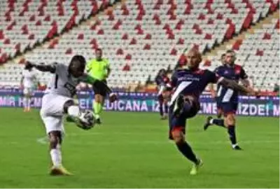 Fraport TAV Antalyaspor, Denizlispor'u 1-0 mağlup etti Fraport TAV Antalyaspor, Denizlispor'u 1-0 mağlup etti