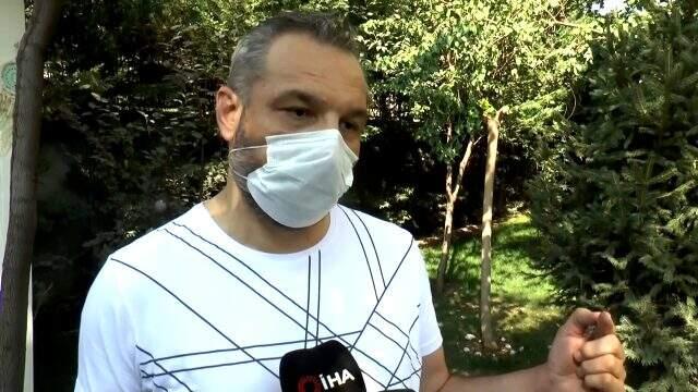 Tek ağaçta iki meyve çıkması görenleri şaşırttı Tek ağaçta iki meyve çıkması görenleri şaşırttı