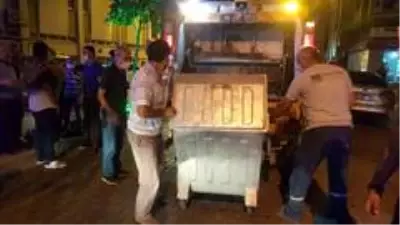 Vicdansız sürücü temizlik işçisine çarpıp kaçtı Vicdansız sürücü temizlik işçisine çarpıp kaçtı