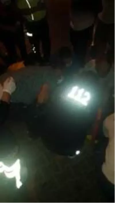 Vicdansız sürücü temizlik işçisine çarpıp kaçtı Vicdansız sürücü temizlik işçisine çarpıp kaçtı