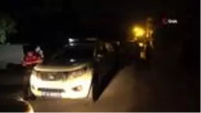Yabancı uyruklu şahıs polis tarafından sokakta bıçaklanmış halde bulundu Yabancı uyruklu şahıs polis tarafından sokakta bıçaklanmış halde bulundu