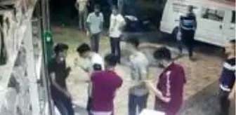 Muhammet Can: Adana'da ikiz kardeşler bıçaklanarak gasp edildi, çevredekiler durup izledi Muhammet Can: Adana'da ikiz kardeşler bıçaklanarak gasp edildi, çevredekiler durup izledi