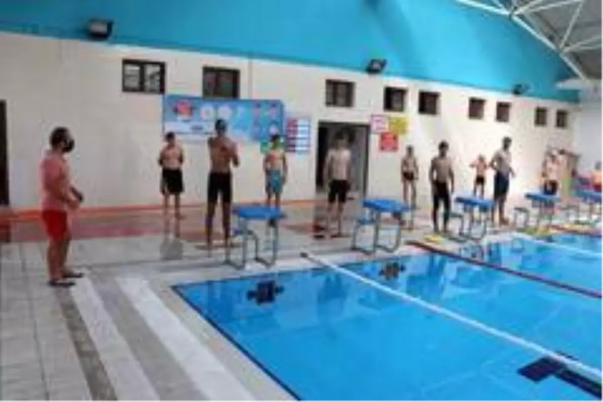 Ağrı'da 'Yüzme Bilmeyen Kalmasın' projesi devam ediyor