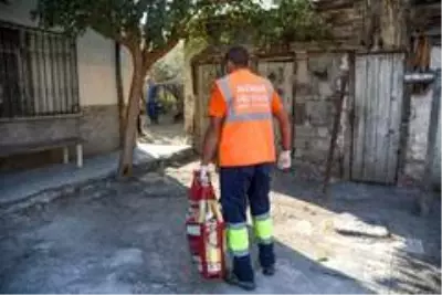 Altındağ Belediyesi, sokak hayvanlarını mamasız bırakmadı Altındağ Belediyesi, sokak hayvanlarını mamasız bırakmadı