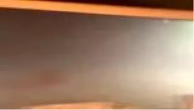 Ayvalık'ta fırtına ve dolu etkili oldu (2) Ayvalık'ta fırtına ve dolu etkili oldu (2)