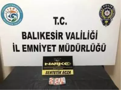 Balıkesir'de uyuşturucu operasyonunda 9 şüpheliden 5'i tutuklandı Balıkesir'de uyuşturucu operasyonunda 9 şüpheliden 5'i tutuklandı