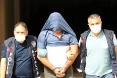 CHP eski ilçe başkanının katil zanlısı adliyeye sevk edildi CHP eski ilçe başkanının katil zanlısı adliyeye sevk edildi
