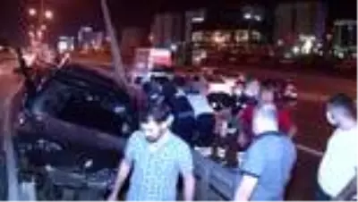 D-100 Karayolunda karşı şeride geçen otomobil ortalığı savaş alanına çevirdi D-100 Karayolunda karşı şeride geçen otomobil ortalığı savaş alanına çevirdi