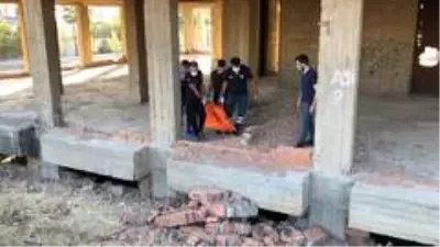 İnşaat halindeki bir binada erkek cansız bedeni bulundu İnşaat halindeki bir binada erkek cansız bedeni bulundu