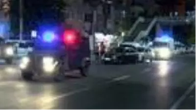 Diyarbakır'da 'domates atma' kavgası: 6 yaralı Diyarbakır'da 'domates atma' kavgası: 6 yaralı