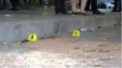 Diyarbakır'da 'domates atma' kavgası: 6 yaralı Diyarbakır'da 'domates atma' kavgası: 6 yaralı