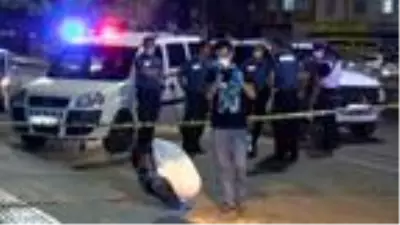 Diyarbakır'da 'domates atma' kavgası: 6 yaralı Diyarbakır'da 'domates atma' kavgası: 6 yaralı